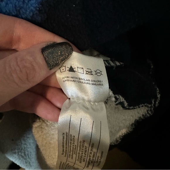 Run North 1982 Women’s Polar Bear Snow Graphic Zip-Up Fleece Hoodie Sz 1X - Picture 11 of 11